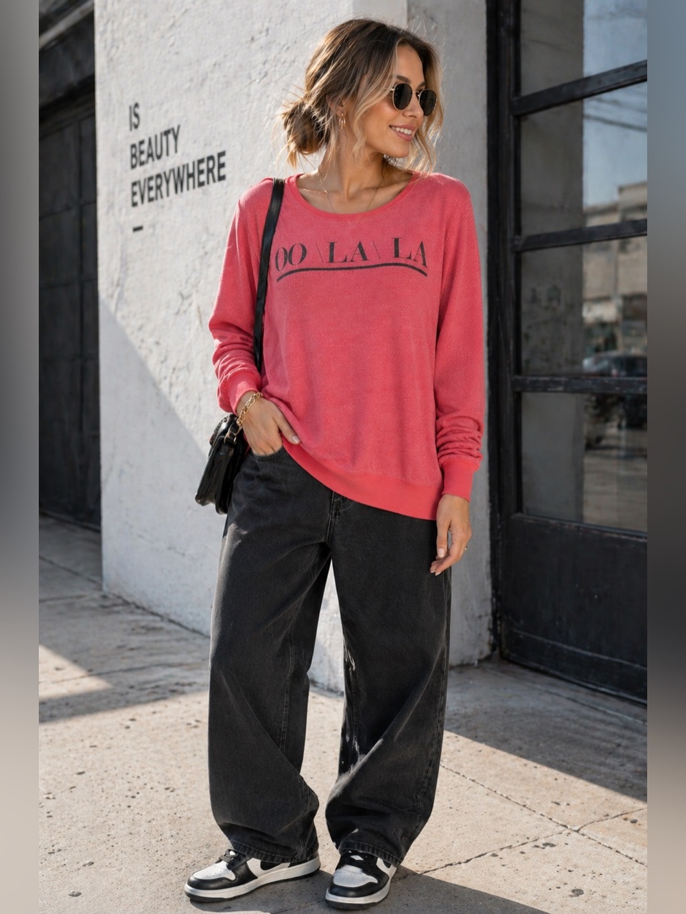 Wildfox Pink “OO LA LA” Graphic Sweatshirt Slouchy Soft Pullover